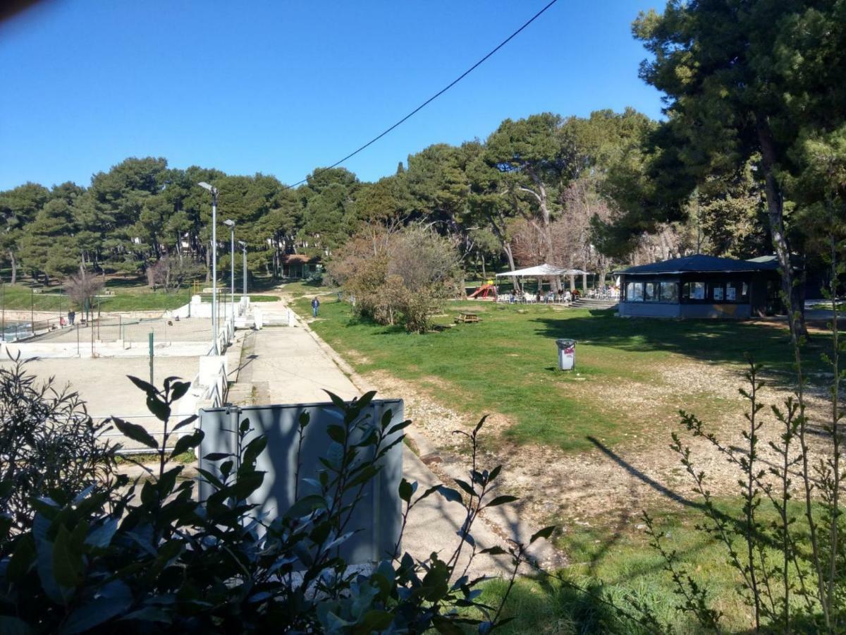 Apartment Koruna 1 Pula Bagian luar foto