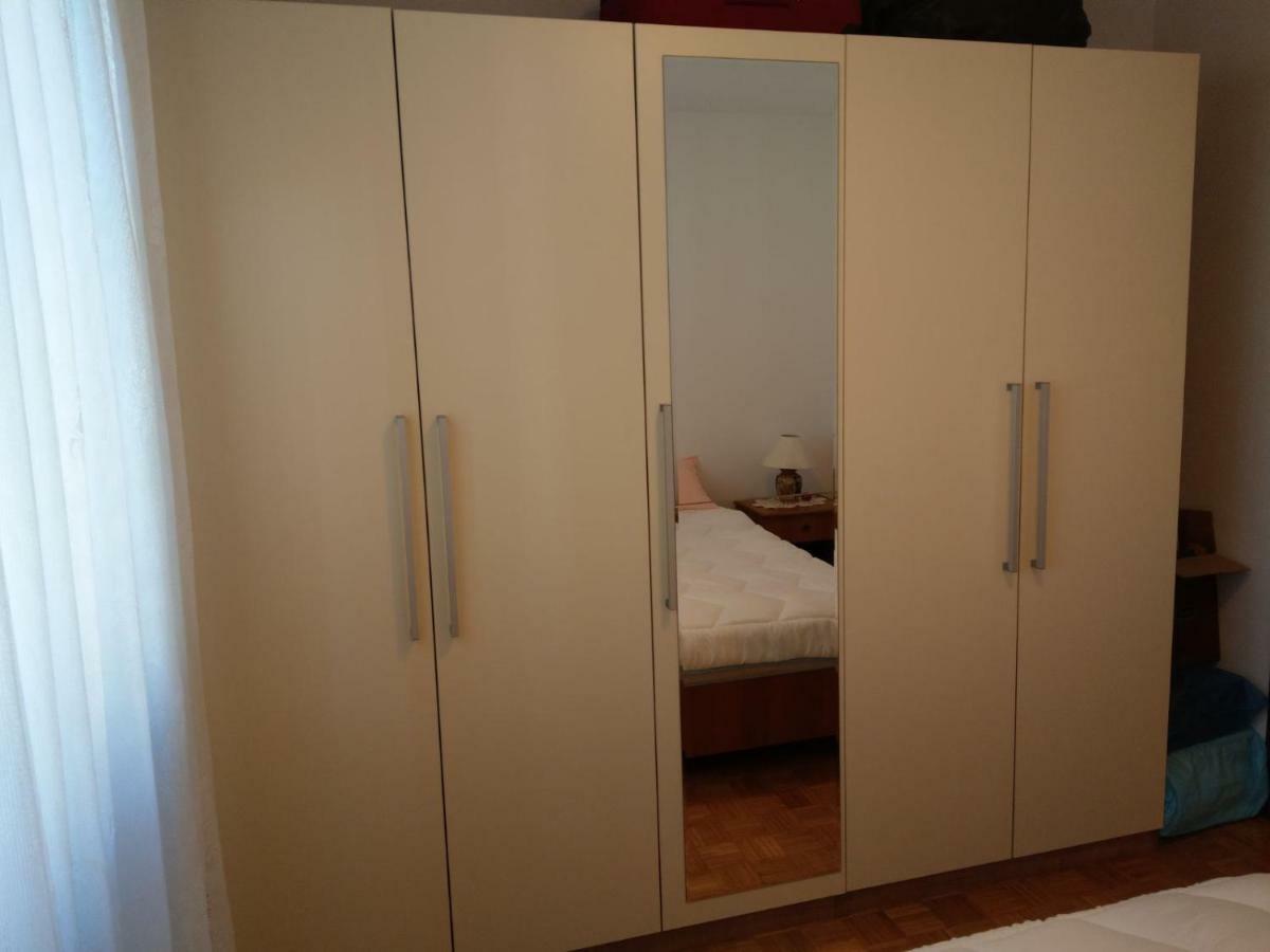 Apartment Koruna 1 Pula Bagian luar foto