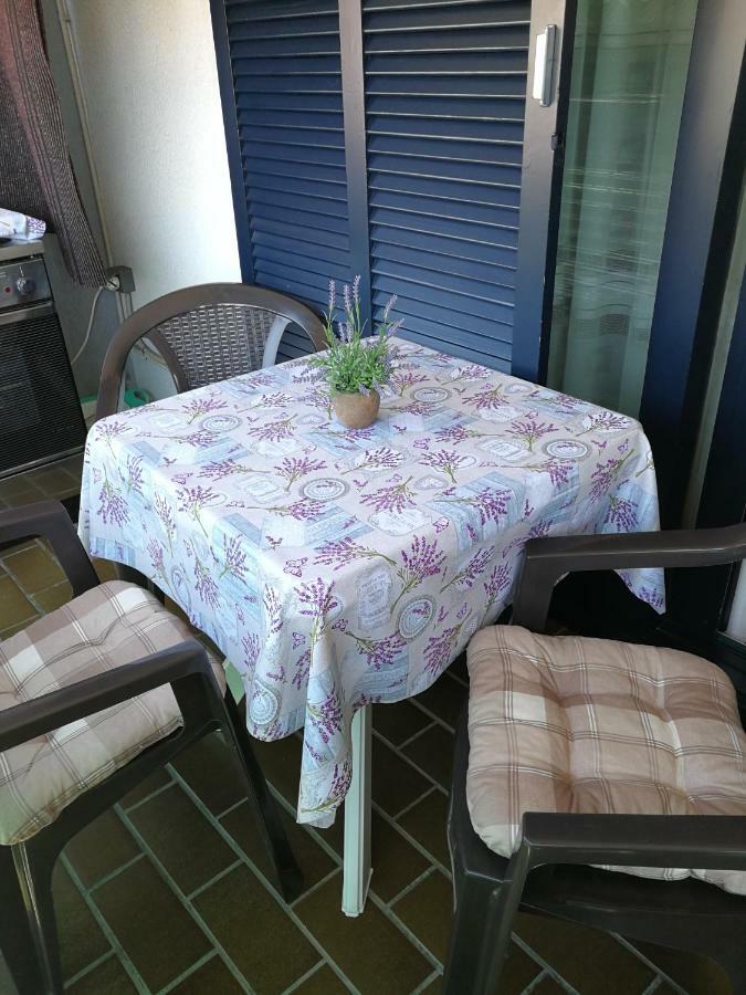Apartment Koruna 1 Pula Bagian luar foto